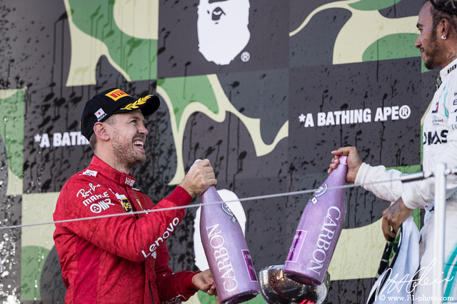 Vettel-Hamilton_2019_Japan_01_PHC.jpg