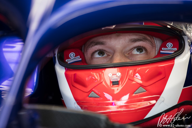 Kvyat_2019_Monaco_03_PHC.jpg